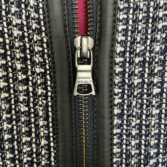 Banana Republic Black and White Tweed Jacket - Picture 5 of 7